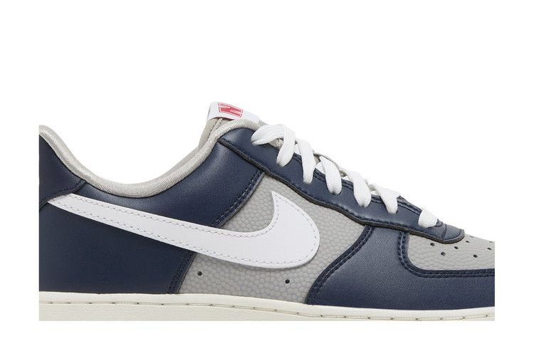 Кроссовки Nike Wmns Air Force 1 Low 'Be True To Her School - Georgetown'