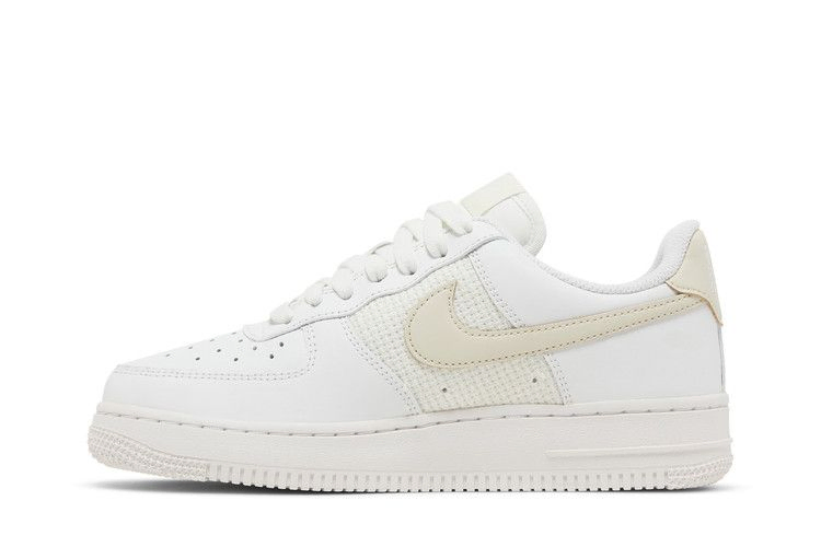 Кроссовки Nike Wmns Air Force 1 '07 ESS 'Cross Stitch - White Fossil'
