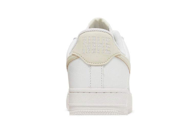 Кроссовки Nike Wmns Air Force 1 '07 ESS 'Cross Stitch - White Fossil'