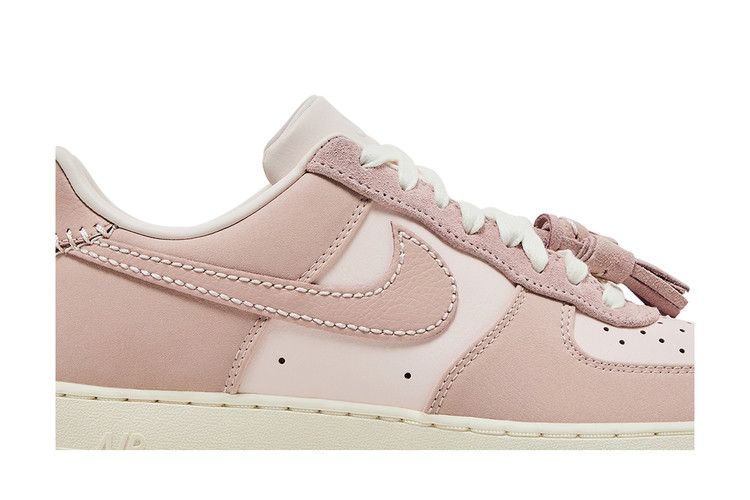 Кроссовки Nike Wmns Air Force 1 Low 'Pink Oxford Tassels'