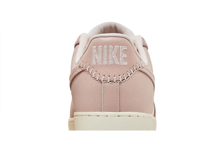 Кроссовки Nike Wmns Air Force 1 Low 'Pink Oxford Tassels'