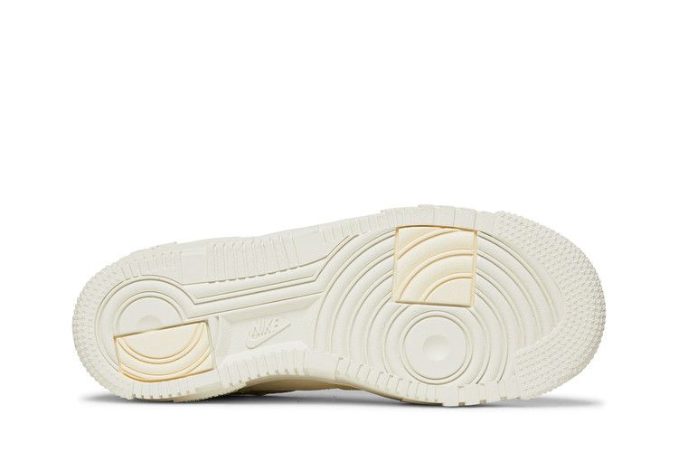 Кроссовки Nike Wmns Air Force 1 Pixel 'Cashmere'
