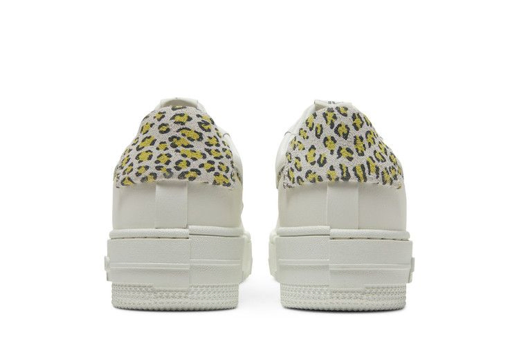 Кроссовки Nike Wmns Air Force 1 Pixel SE 'Leopard'