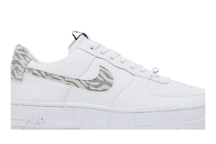 Кроссовки Nike Wmns Air Force 1 Pixel SE 'Zebra'