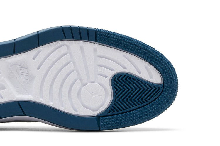 Кроссовки Wmns Air Jordan 1 Elevate High 'Sky J French Blue'