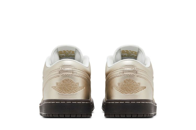 Кроссовки Wmns Air Jordan 1 Low SE 'Metallic Zinc'