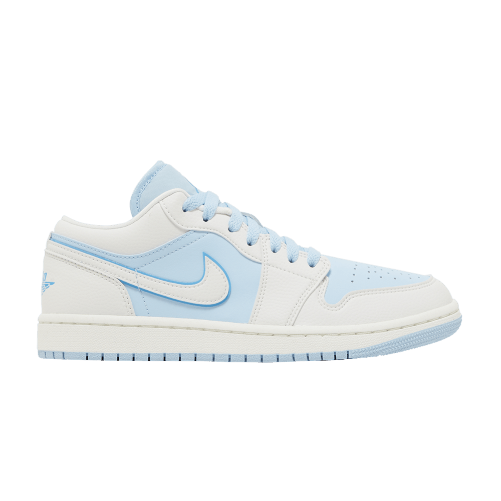 Кроссовки Wmns Air Jordan 1 Low SE 'Reverse Ice Blue'