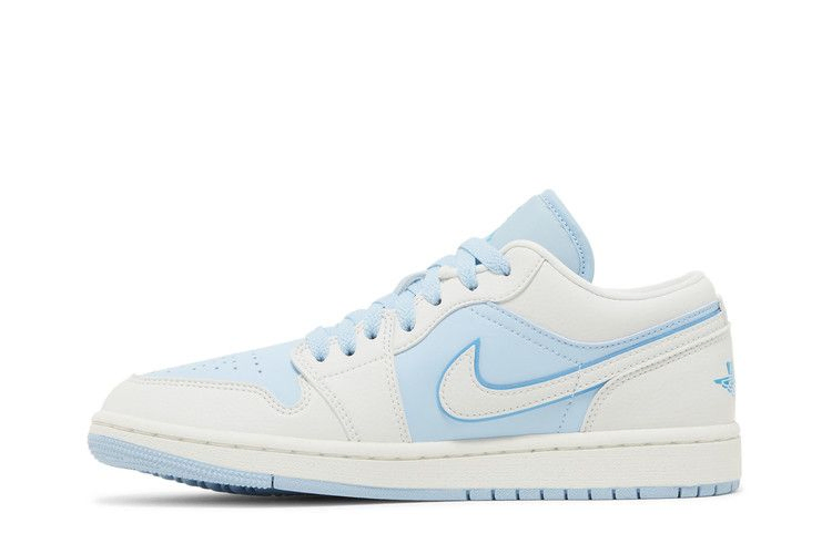 Кроссовки Wmns Air Jordan 1 Low SE 'Reverse Ice Blue'