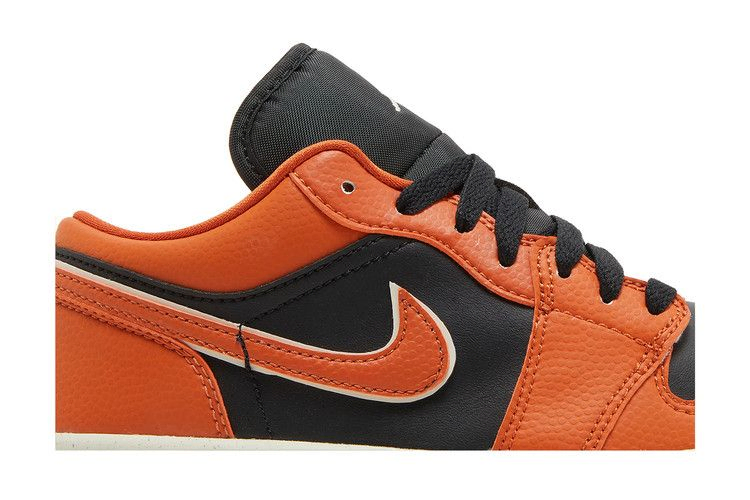 Кроссовки Wmns Air Jordan 1 Low SE 'Sport Spice'