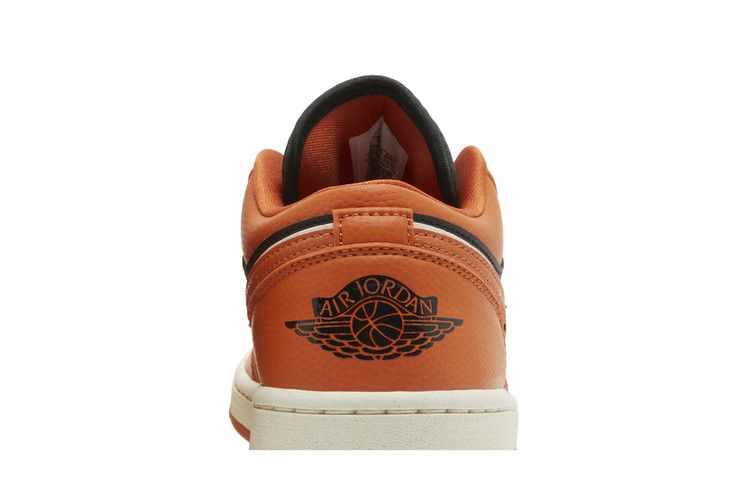 Кроссовки Wmns Air Jordan 1 Low SE 'Sport Spice'