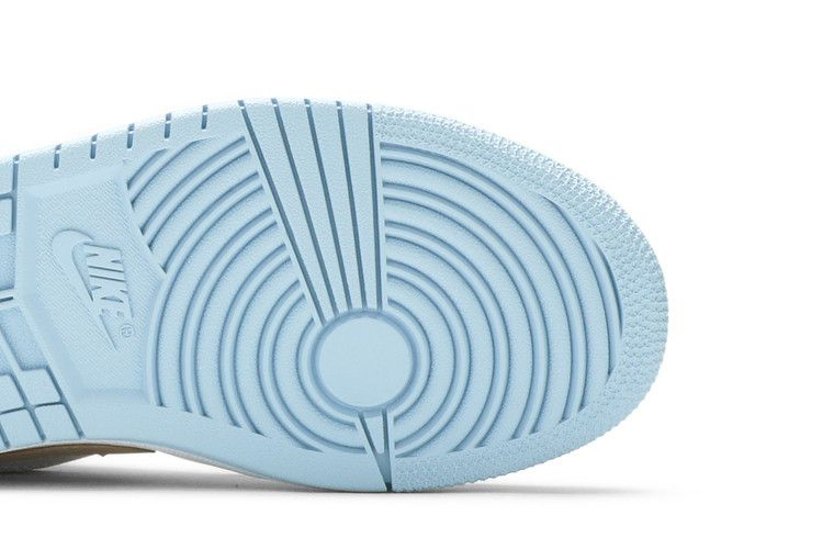 Кроссовки Wmns Air Jordan 1 Low SE 'White Sesame'