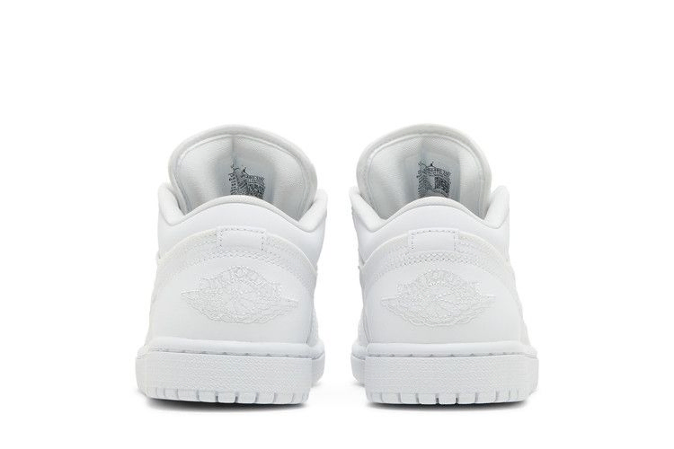 Кроссовки Wmns Air Jordan 1 Low 'Triple White Quilted'