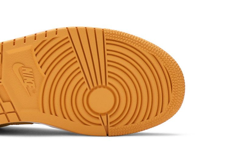 Кроссовки Wmns Air Jordan 1 Low 'Yellow Strike'