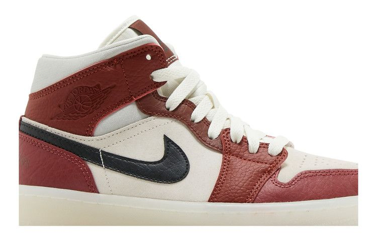 Кроссовки Wmns Air Jordan 1 Mid 'Anti Gravity Machines'