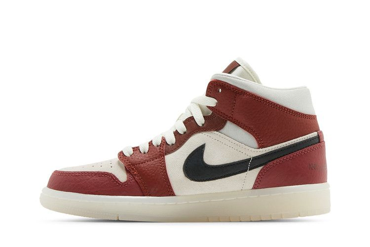 Кроссовки Wmns Air Jordan 1 Mid 'Anti Gravity Machines'