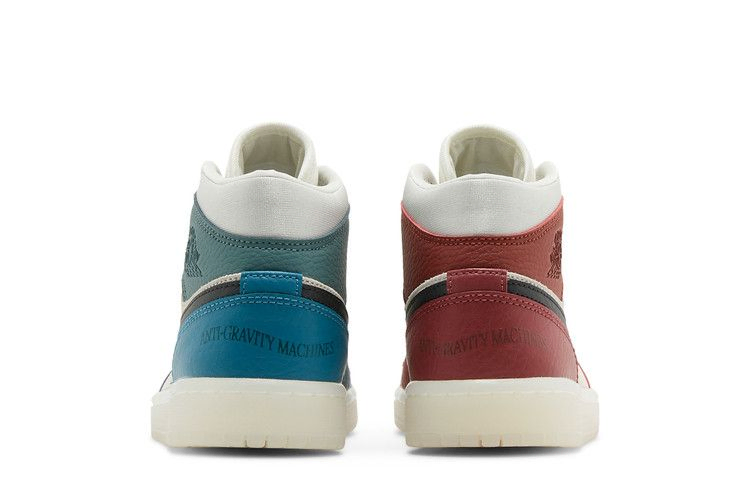 Кроссовки Wmns Air Jordan 1 Mid 'Anti Gravity Machines'