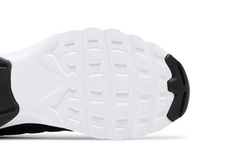 Кроссовки Nike Wmns Air Max Invigor 'Black Metallic Silver'