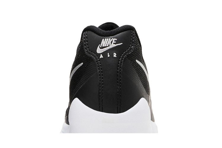 Кроссовки Nike Wmns Air Max Invigor 'Black Metallic Silver'