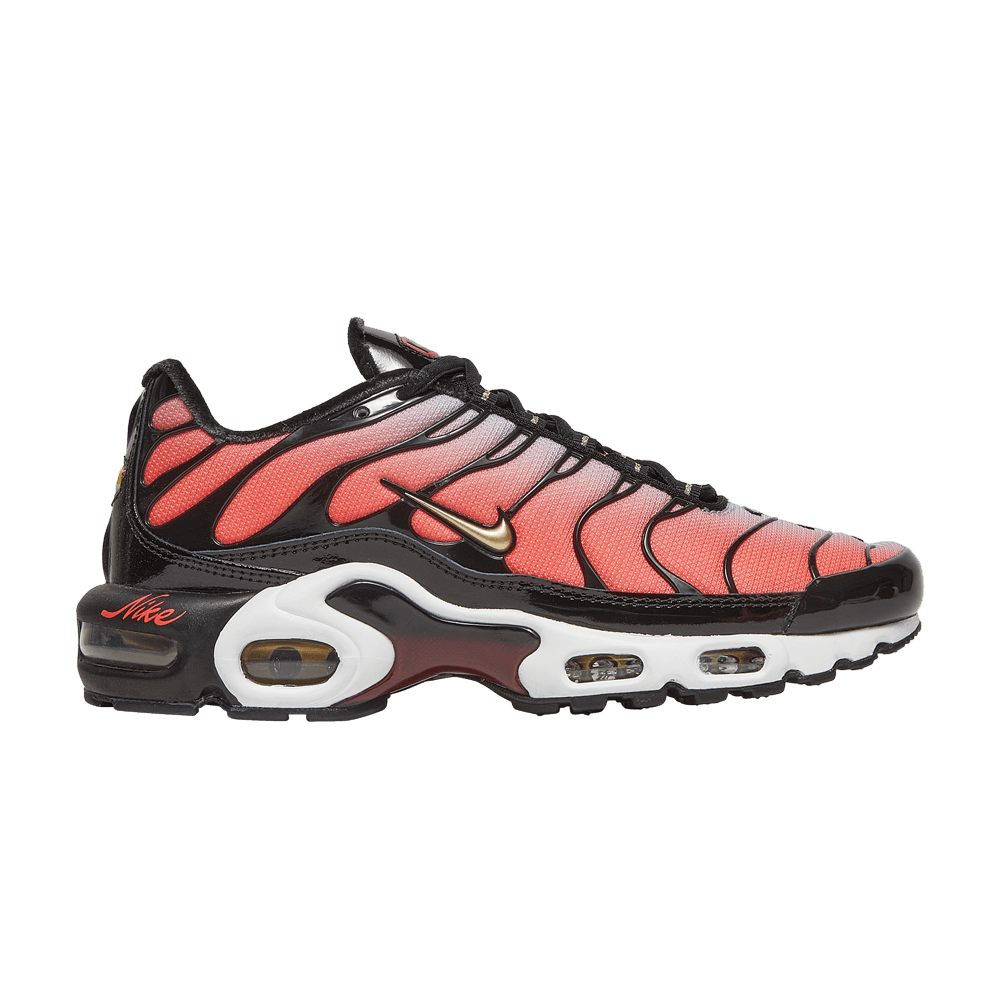 wmns-air-max-plus-sisterhood-do6115-500