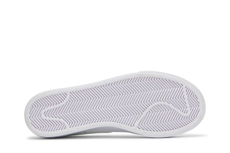 Кроссовки Nike Wmns Blazer Low Platform 'White Light Lemon Twist'