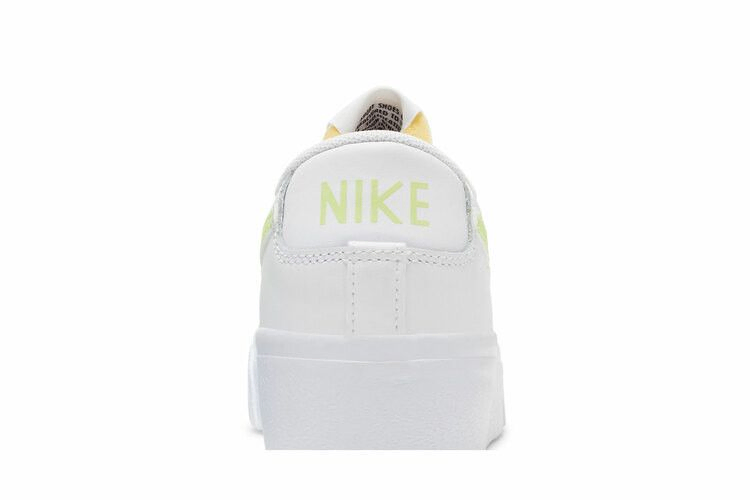 Кроссовки Nike Wmns Blazer Low Platform 'White Light Lemon Twist'