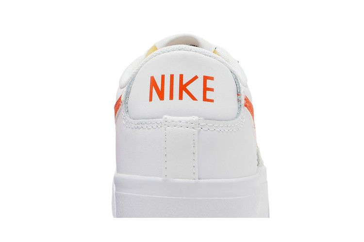 Кроссовки Nike Wmns Blazer Low Platform 'White Orange'