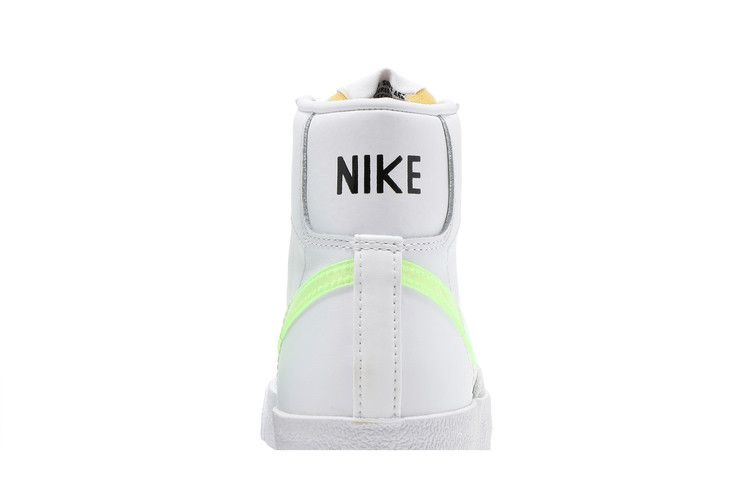 Кроссовки Nike Wmns Blazer Mid '77 Essential 'White Volt'