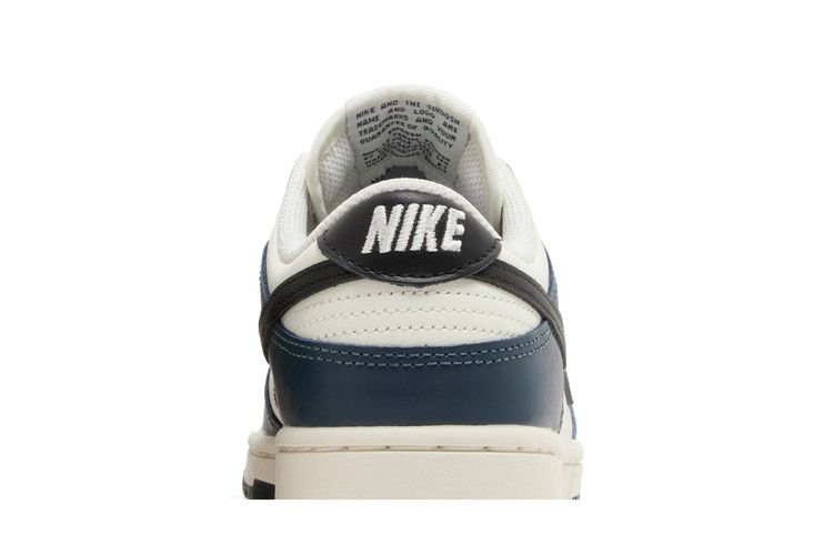Кроссовки Nike Wmns Dunk Low 'Armory Navy'