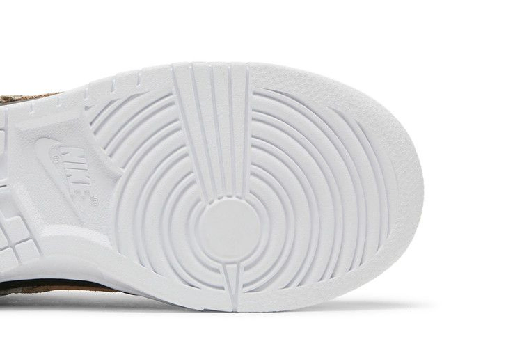 Кроссовки Nike Wmns Dunk Low SE 'Primal Black'