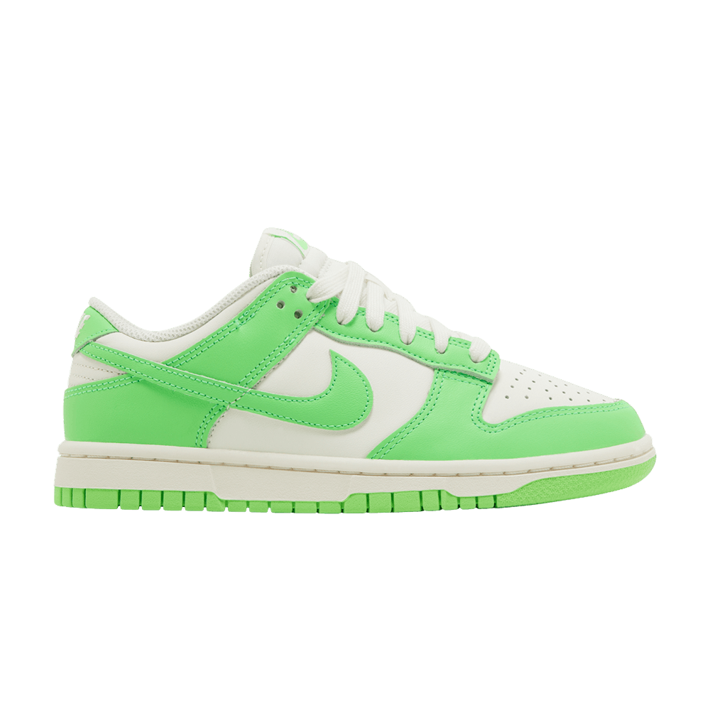 wmns-dunk-low-green-strike-hv0842-133