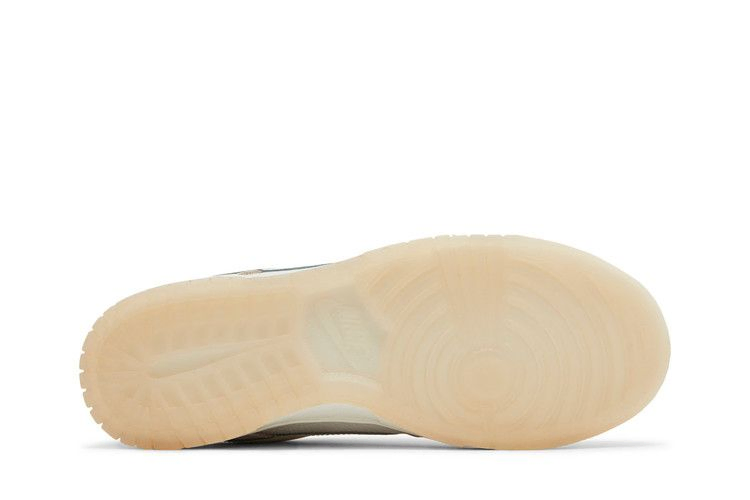 Кроссовки Nike Wmns Dunk Low 'Light Soft Pink'