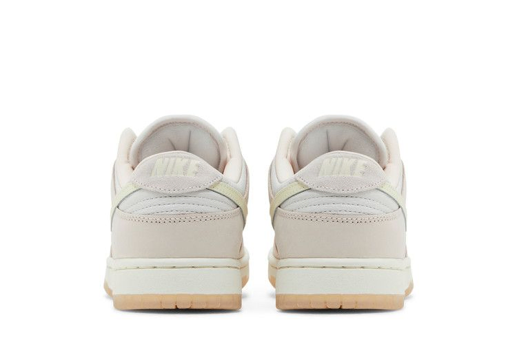 Кроссовки Nike Wmns Dunk Low 'Light Soft Pink'