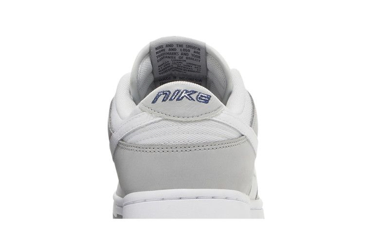 Кроссовки Nike Wmns Dunk Low LX 'Light Smoke Grey'