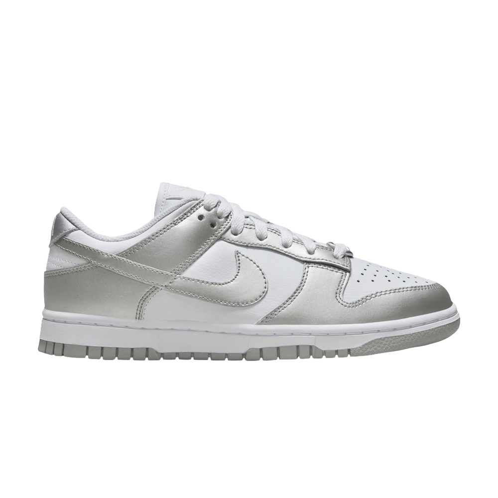 wmns-dunk-low-metallic-silver-fv1311-100