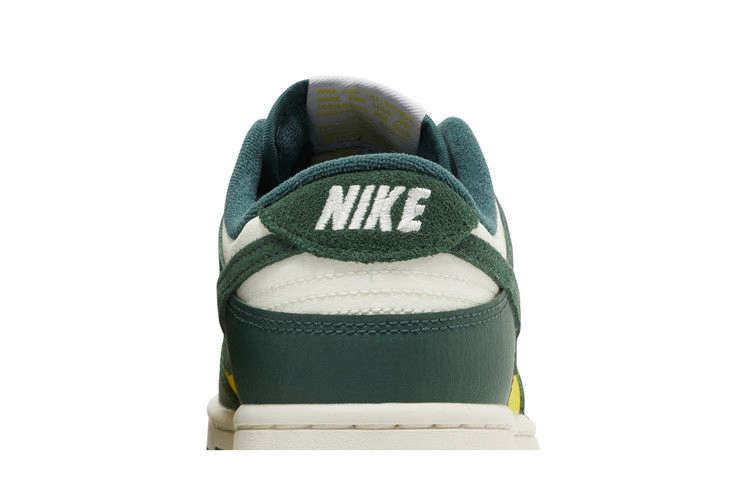 Кроссовки Nike Wmns Dunk Low 'Noble Green'