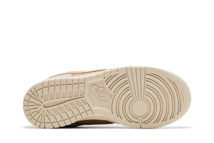 Кроссовки Nike Wmns Dunk Low 'Phantom Washed Coral'