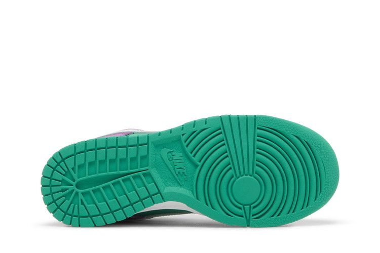 Кроссовки Nike Wmns Dunk Low 'Reverse Joker'