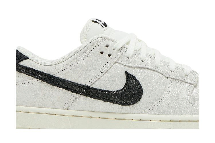 Кроссовки Nike Wmns Dunk Low SE 'White Glittery Suede'