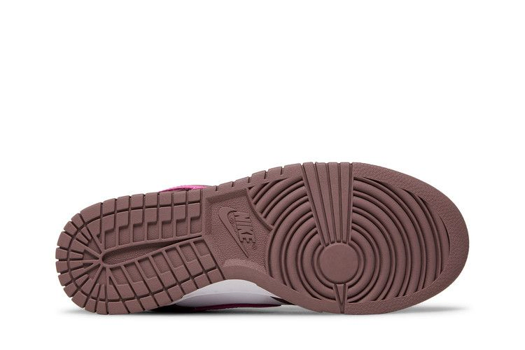 Кроссовки Nike Wmns Dunk Low 'Smokey Mauve Playful Pink'