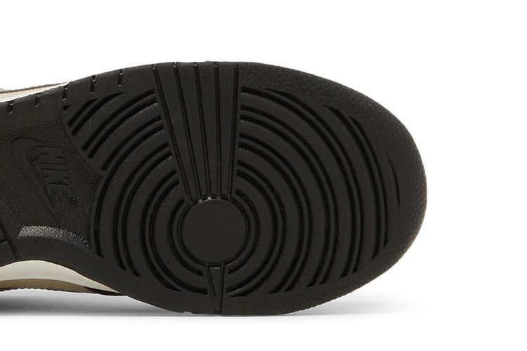 Кроссовки Nike Wmns Dunk Low 'Starry Laces'