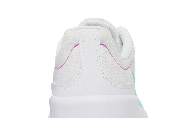 Кроссовки Nike Wmns Explore Strada 'White Light Aqua'