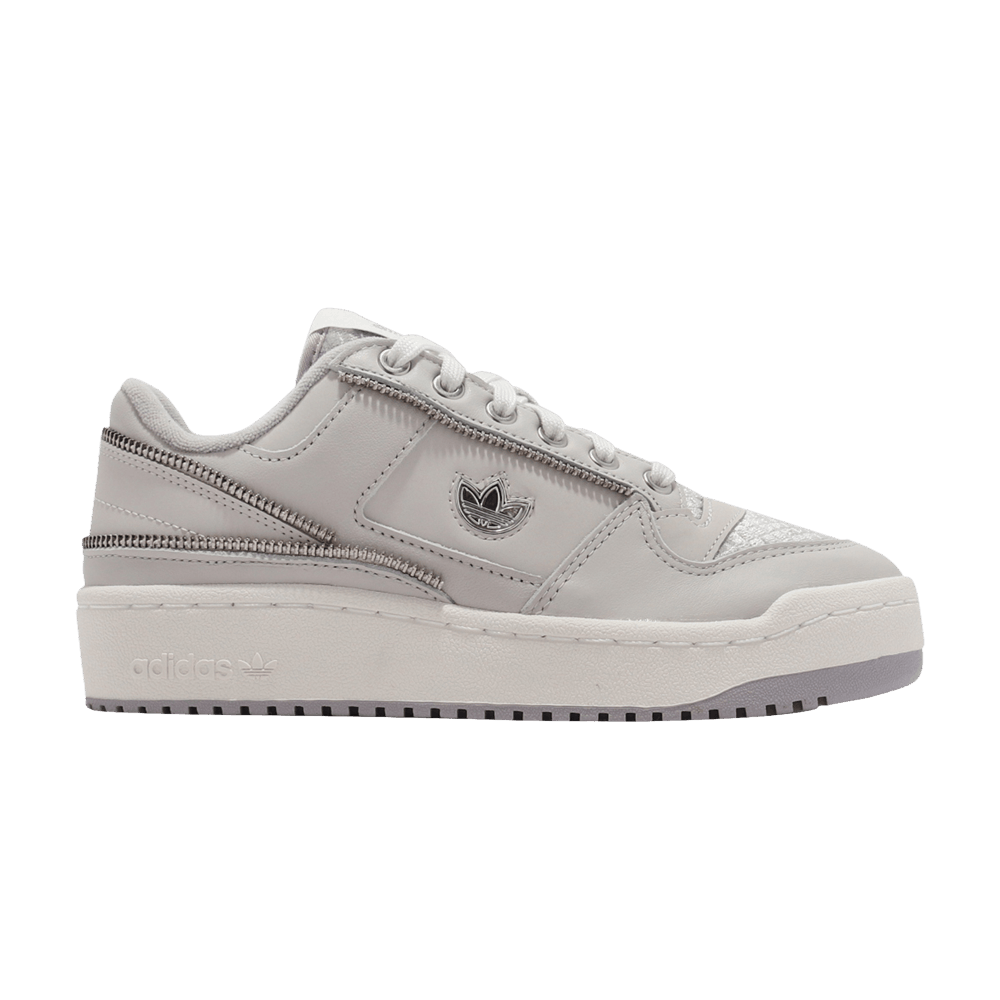 wmns-forum-bold-glow-grey-gw6211