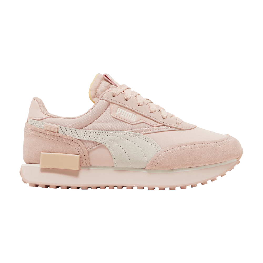 wmns-future-rider-mono-rose-quartz-387664-03