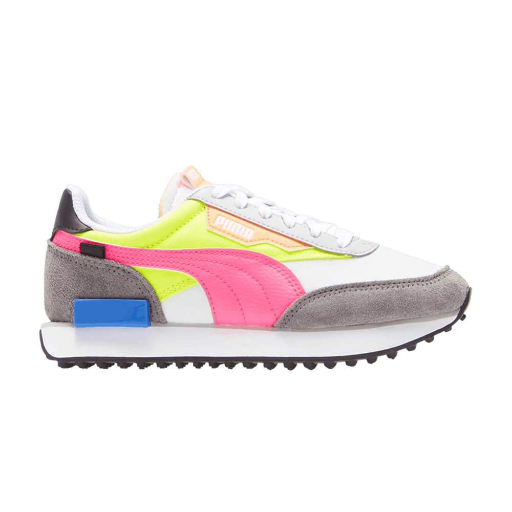 wmns-future-rider-play-on-yellow-multi-373792-02