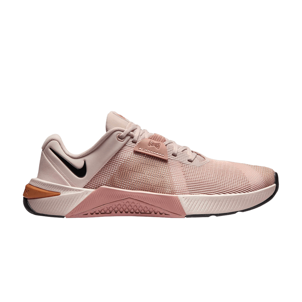 wmns-metcon-10-silt-red-particle-pink-hq2620-602