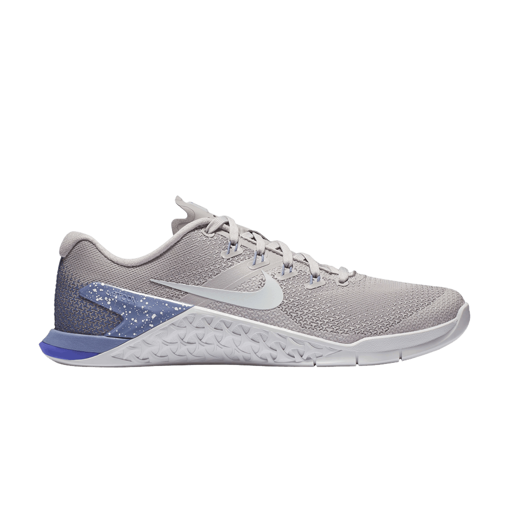 wmns-metcon-4-atmosphere-grey-purple-924593-004