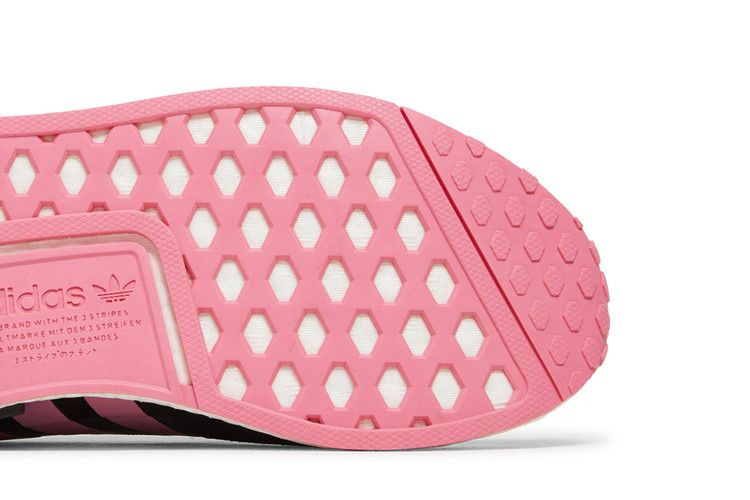 Кроссовки adidas Wmns NMD_R1 'Black Rose Tone'