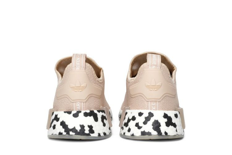 Кроссовки adidas Wmns NMD_R1 'Halo Blush'