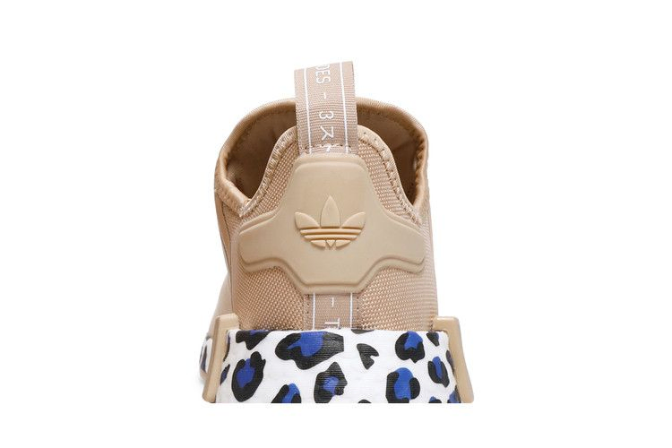 Кроссовки adidas Wmns NMD_R1 'Leopard Sole - Pale Nude'