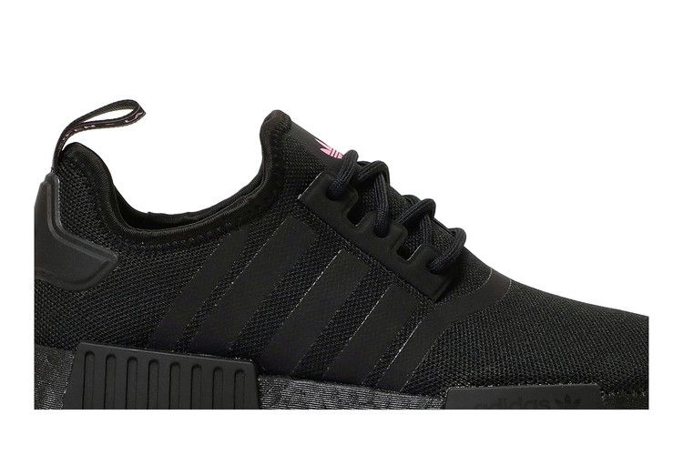 Кроссовки adidas Wmns NMD_R1 Primeblue 'Black Solar Pink'